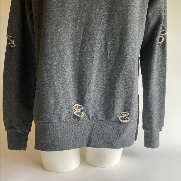 New Romeo + Juliet Grey 80%Cotton 40%Polyester Long Sleeve Pullover size S - Picture 8 of 15